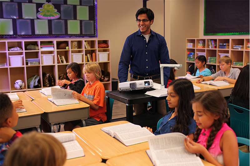 Epson DC-07 Document Camera - Image 2