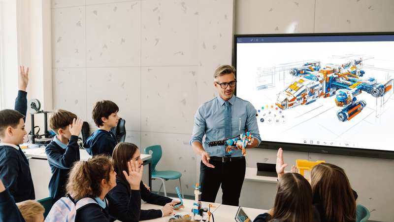 Optoma Creative Touch 3 Series 75" Interactive 4K Panel - Image 8