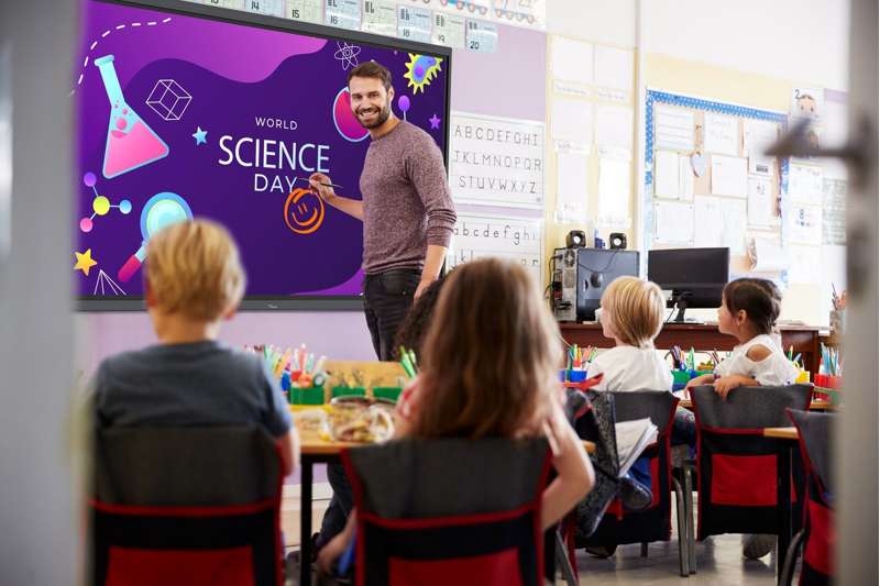 Optoma Creative Touch 5‑Series 75" 4K Ultra HD Interactive Display - Image 4