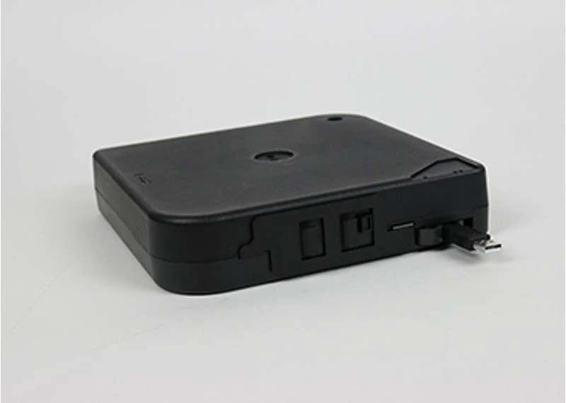 Wiremold Cable Retractor with USB 2.0 Cable - Image 3